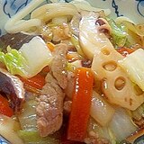 中華風・具たくさんの八宝菜うどん